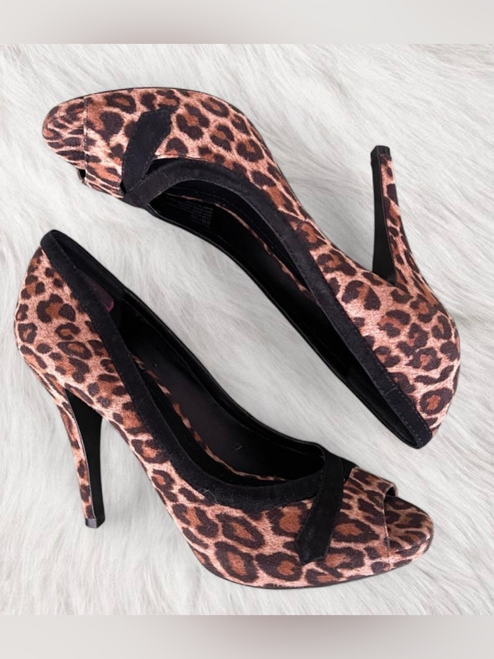 BCBGeneration Women’s Cierra Leopard Suede Heels - Picture 2 of 3